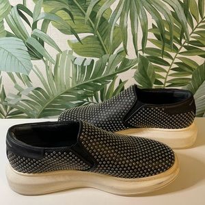 SOLD- Size 40 BEAUTIFUL Alexander McQueen black studded Sneakers
